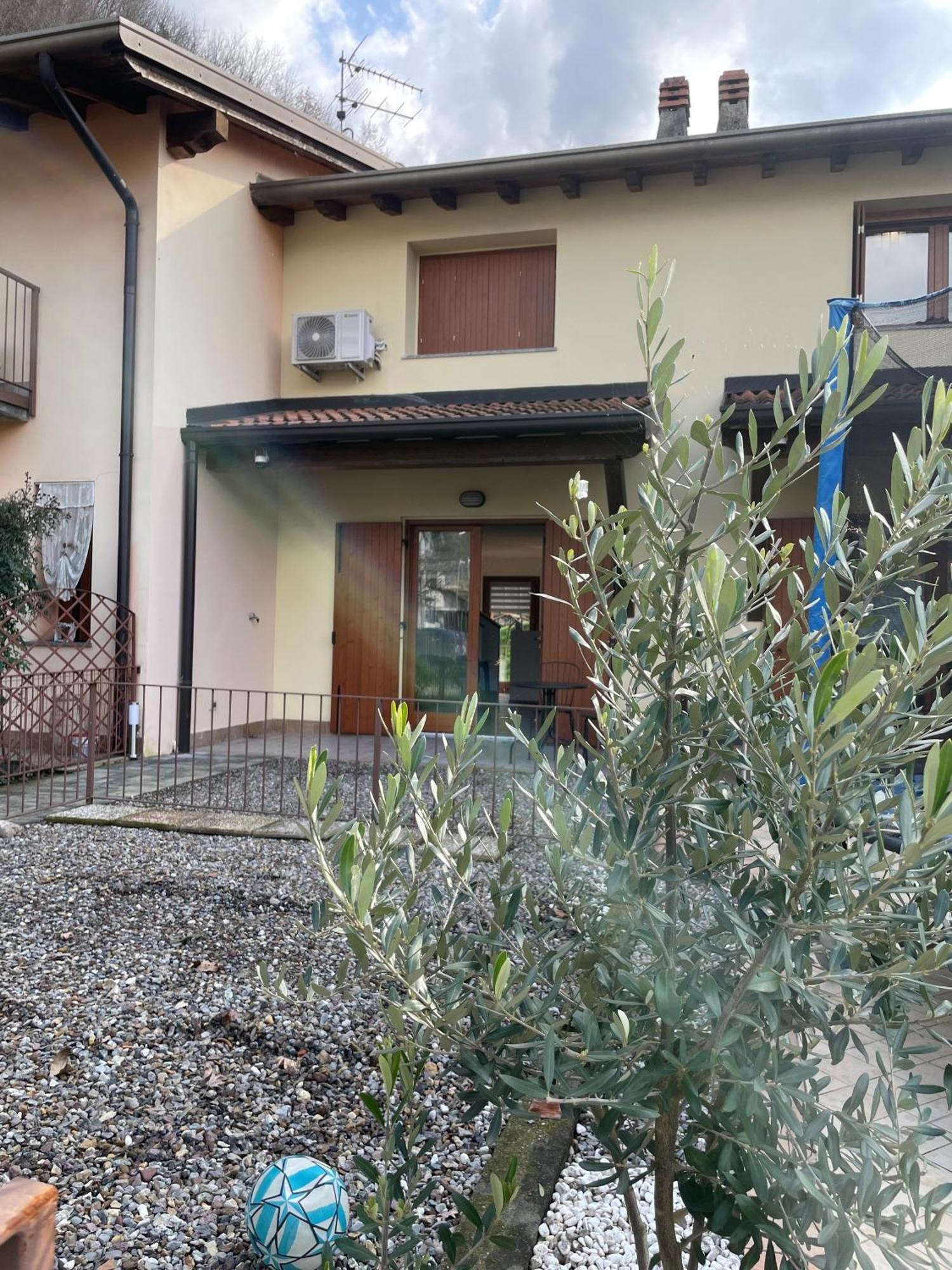 Twentyone Holiday Home Pisogne Exterior photo